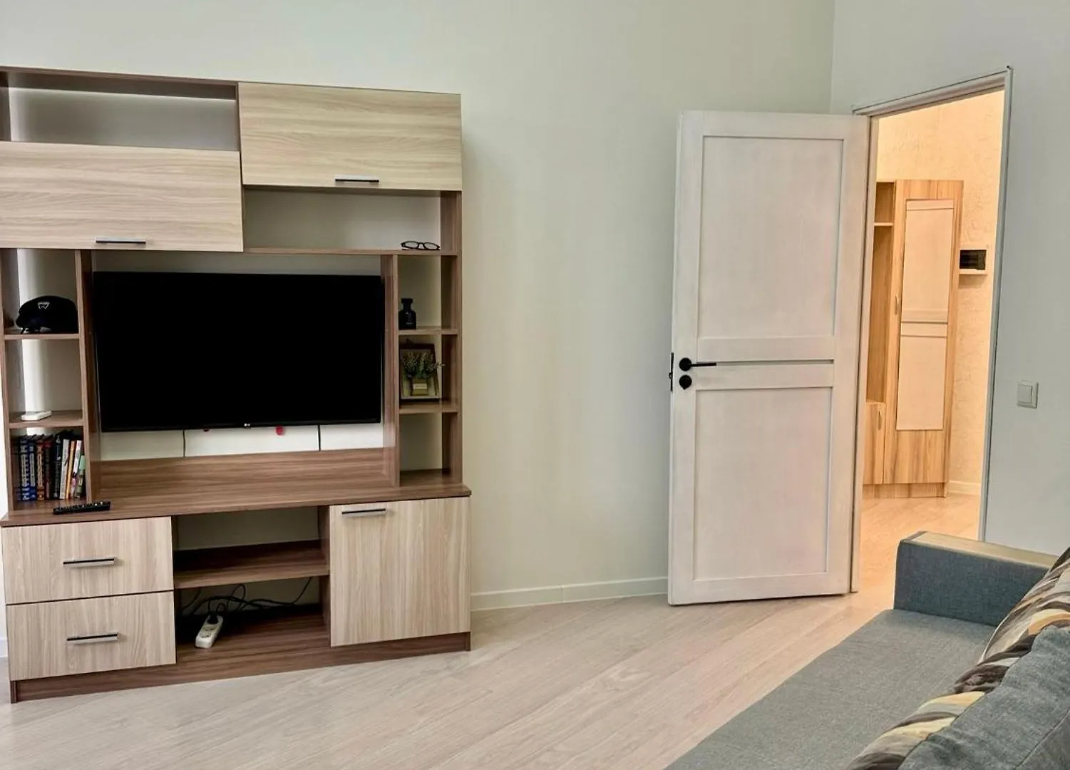 Apartment Апартаменты В Жк Вавилон Almaty