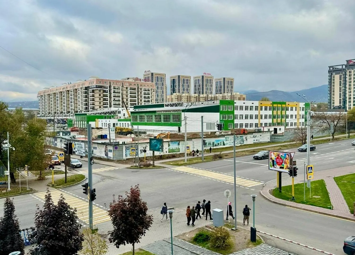 Апартаменты В Жк Вавилон Almaty 0*,